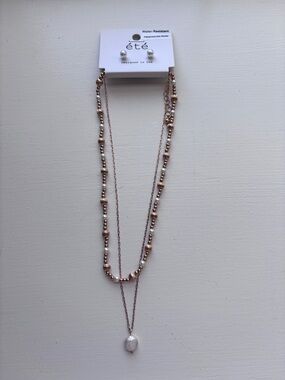 Rose Gold Layered Beaded Necklace with Pearl Pendant